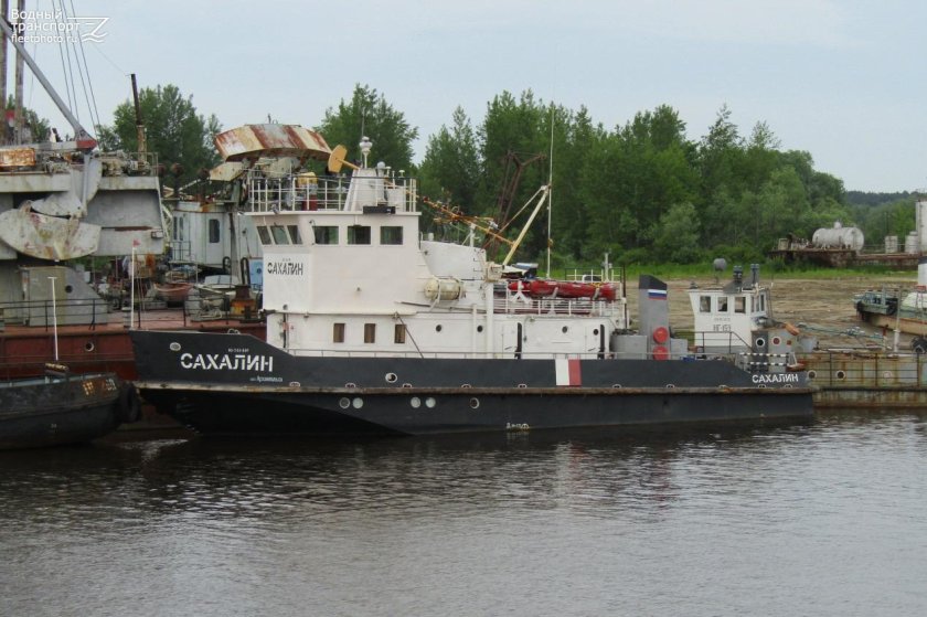 Буксир Сахалин