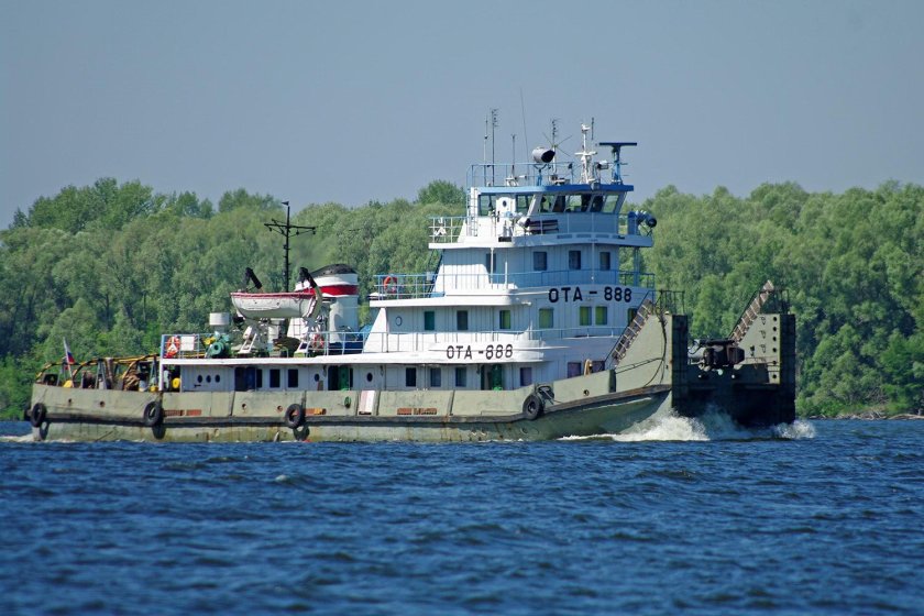 Буксир толкач ота 800