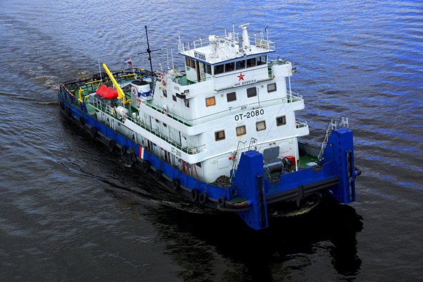 Буксир-толкач 1587