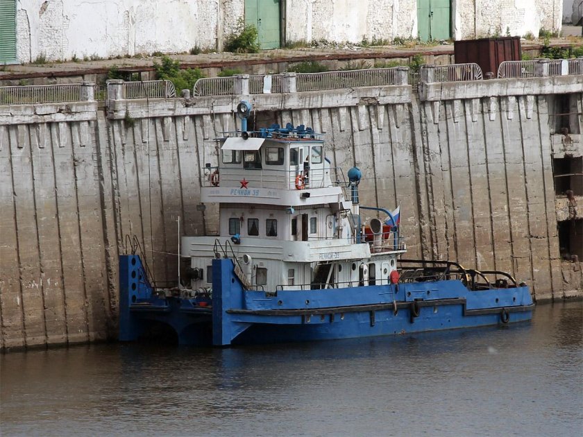 Буксир толкач 908