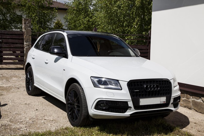 Audi q5 White
