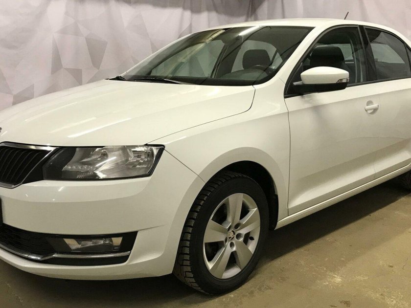 Рапид 2018 белый