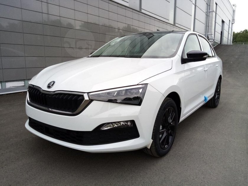 Skoda Rapid 2020 белая