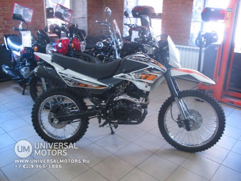 Мотоцикл рейсер 200 эндуро