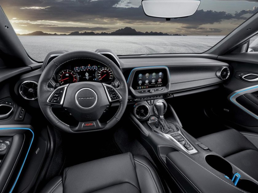 Chevrolet Camaro SS 2020 салон