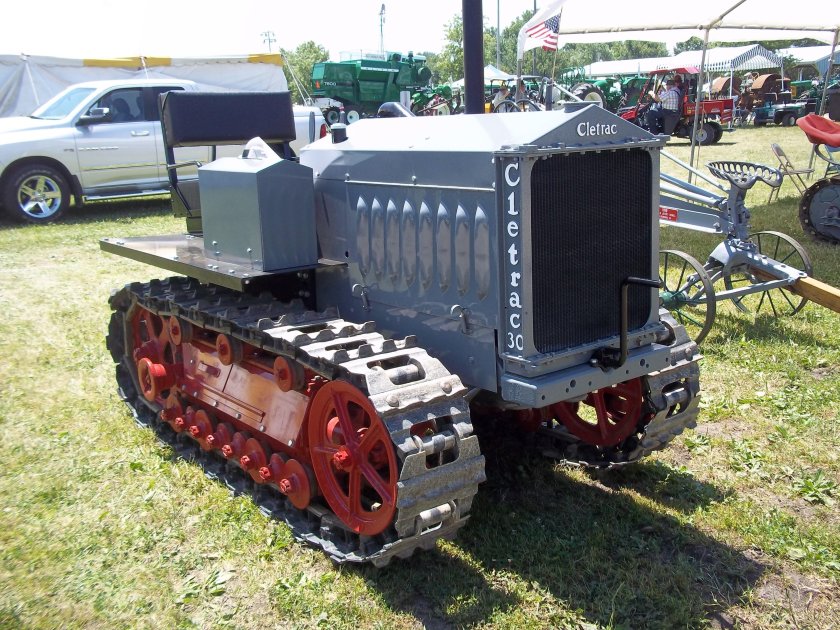 Трактор Cletrac m40