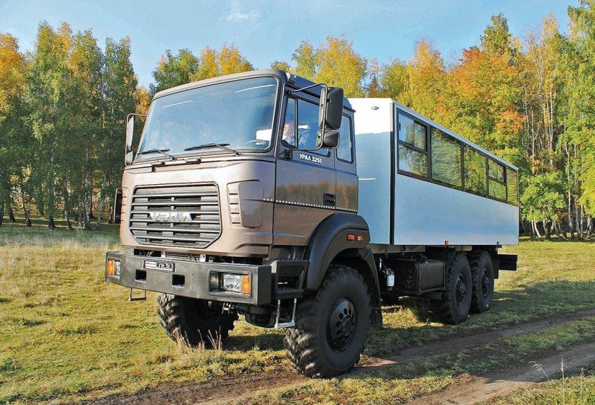 Урал 3255-3013-79