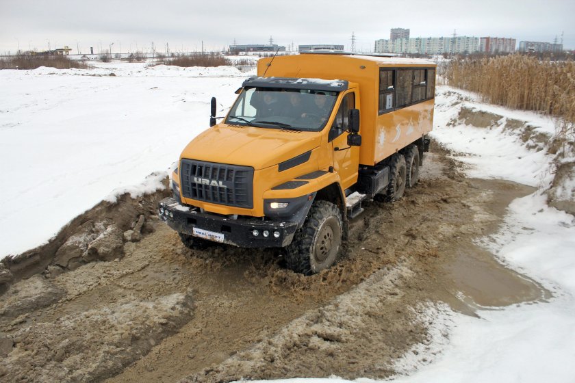Урал Некст вахтовка