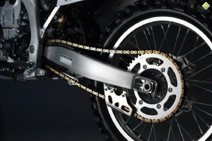 Цепной привод мотоцикла Ямаха 125
