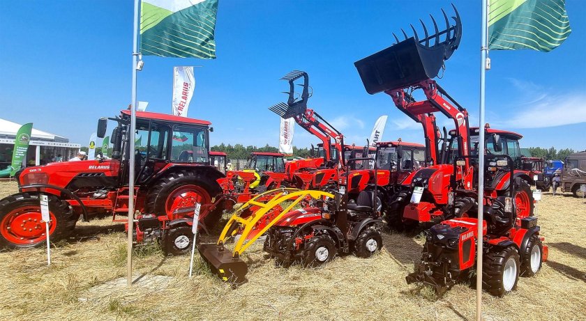 Трактор Беларусь