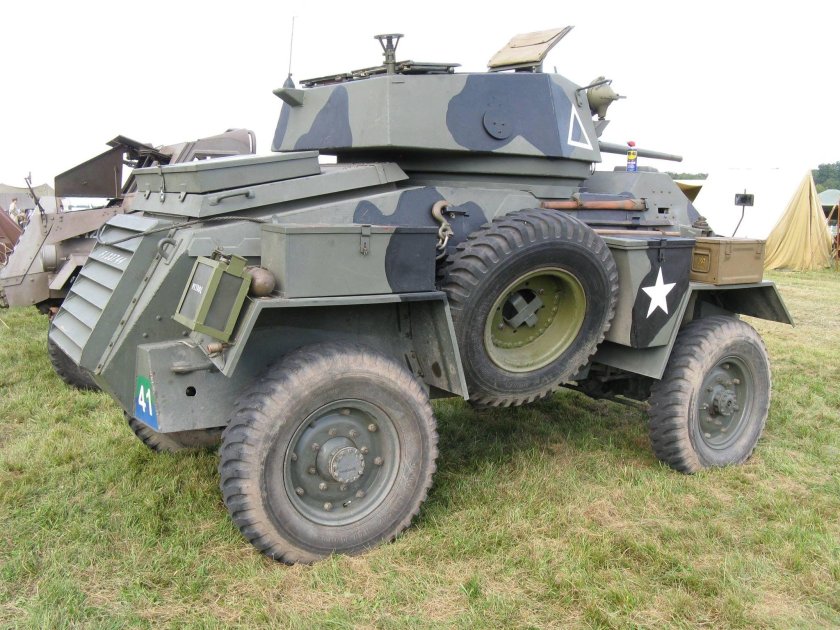 Бронеавтомобиль хамбер