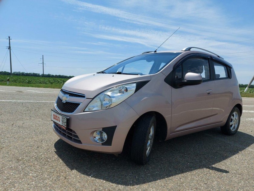 Розовая Спарк