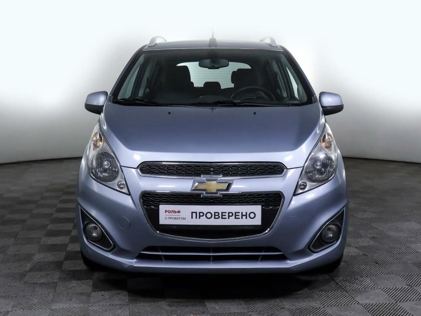 Шевроле Спарк серая