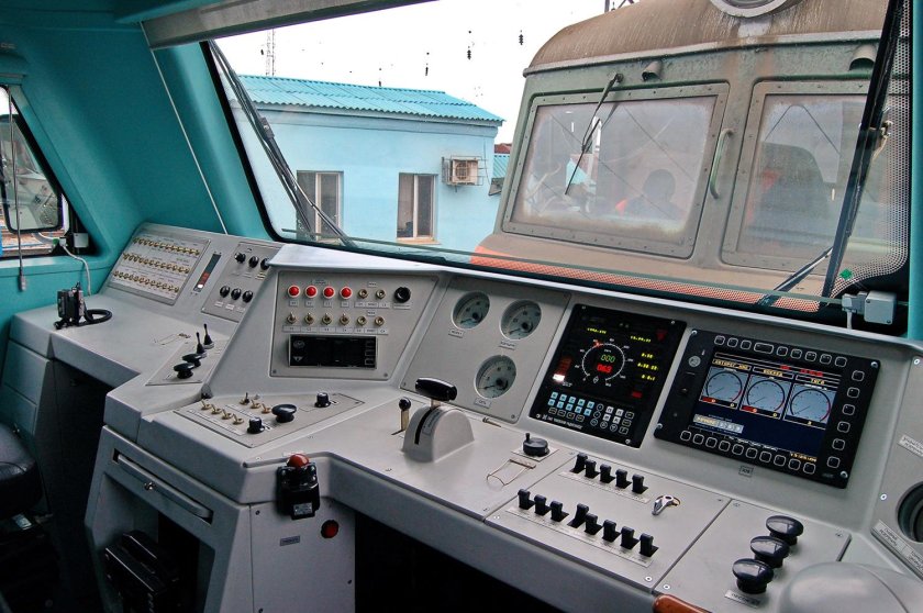 2эс5к Ермак кабина