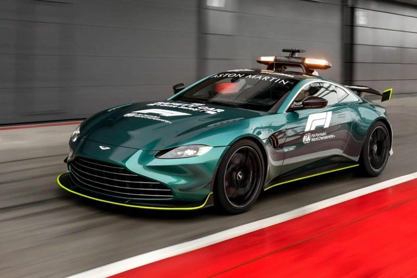 Aston Martin f1 Safety car