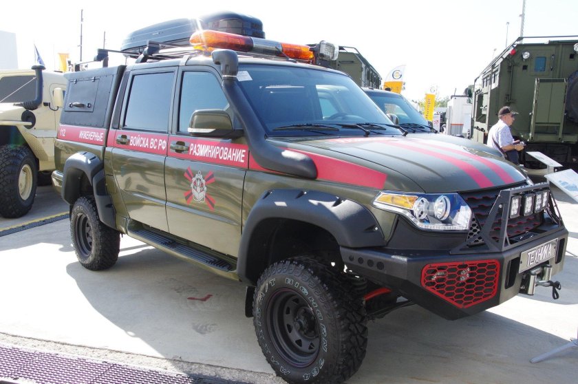 УАЗ Патриот пикап Военная полиция