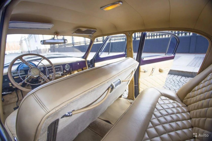 Волга ГАЗ 21 салон