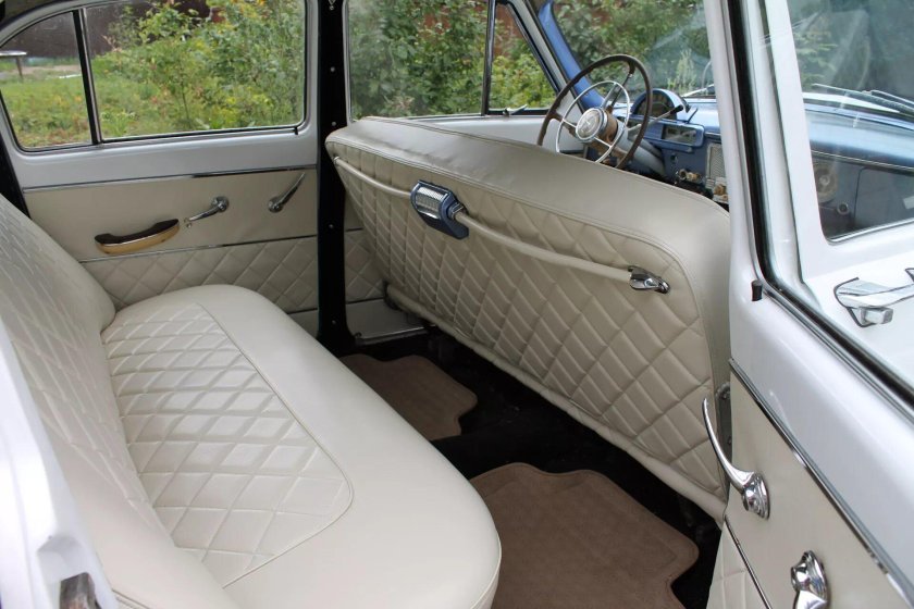 Волга ГАЗ 21 салон