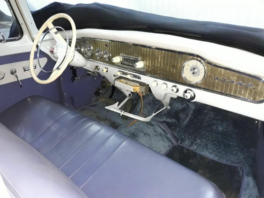 Чайка 13 внутри