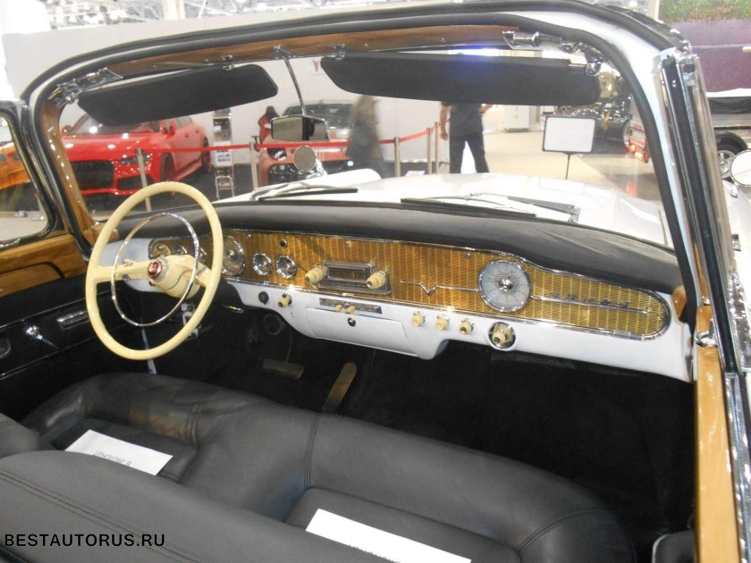 ГАЗ 13 Чайка кабриолет