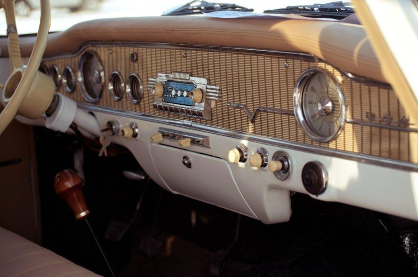 ГАЗ 13 салон