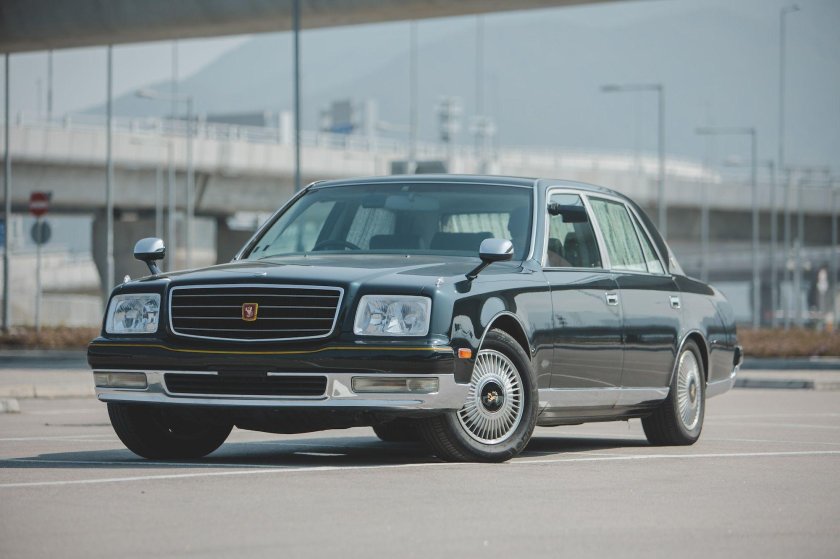 Toyota century 1997