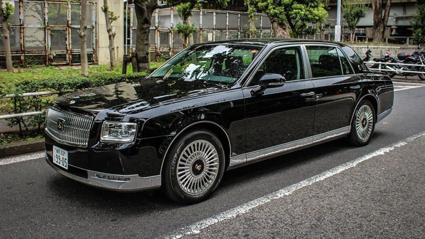 Тойота сенчури 2021