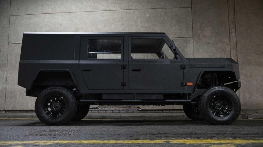 Ленд Ровер Дефендер Арктик трак