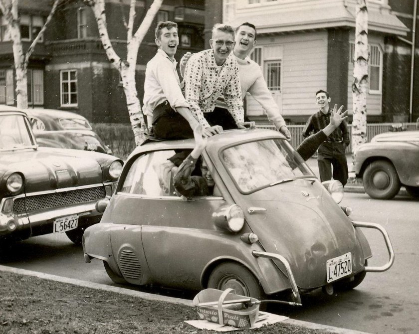 Послевоенные автомобили