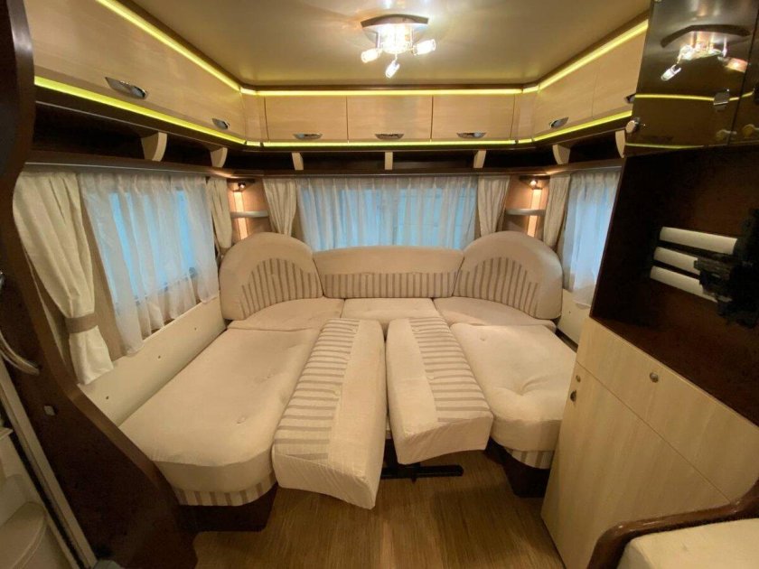 Прицеп спальня