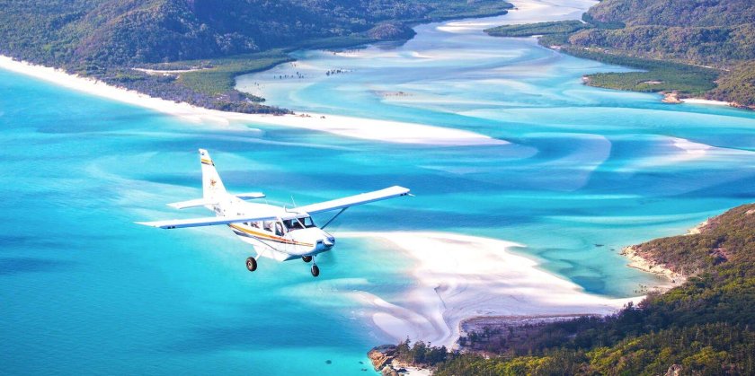 Самолет остров