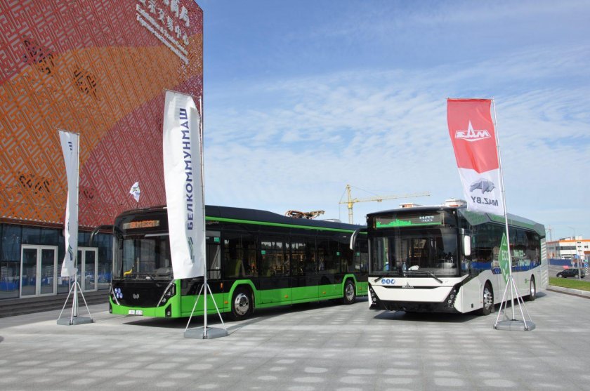 Электробус МАЗ 303