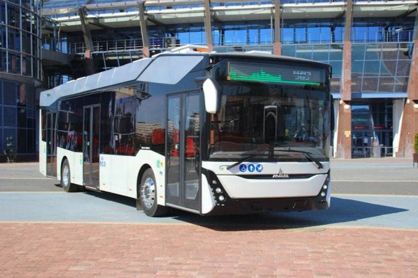 Троллейбус МАЗ 303