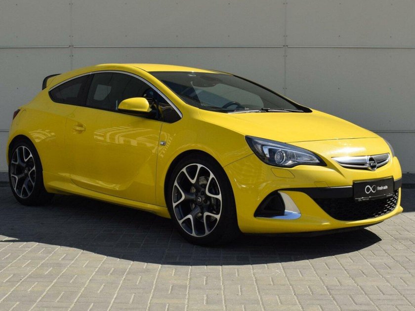 Opel Astra j 2012