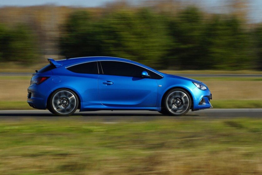 Opel Astra OPC