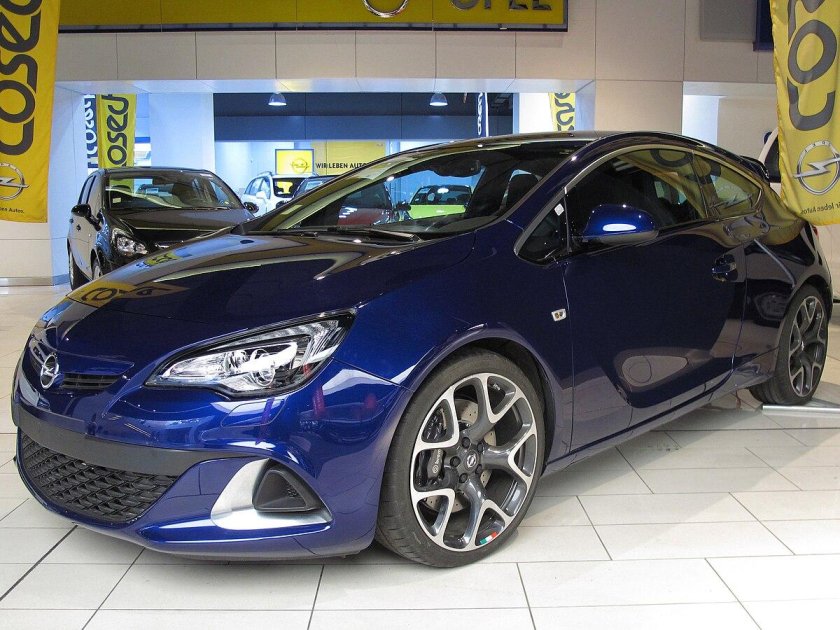 Opel Astra OPC 2015