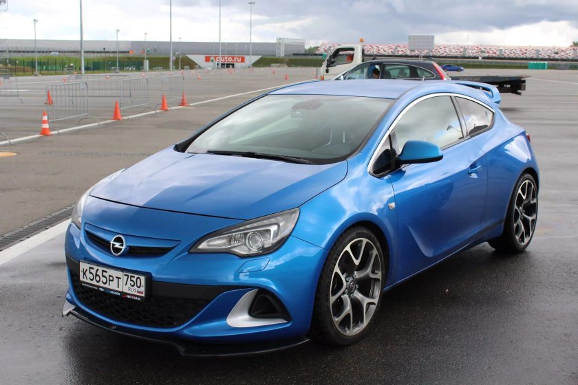 Opel Astra j OPC