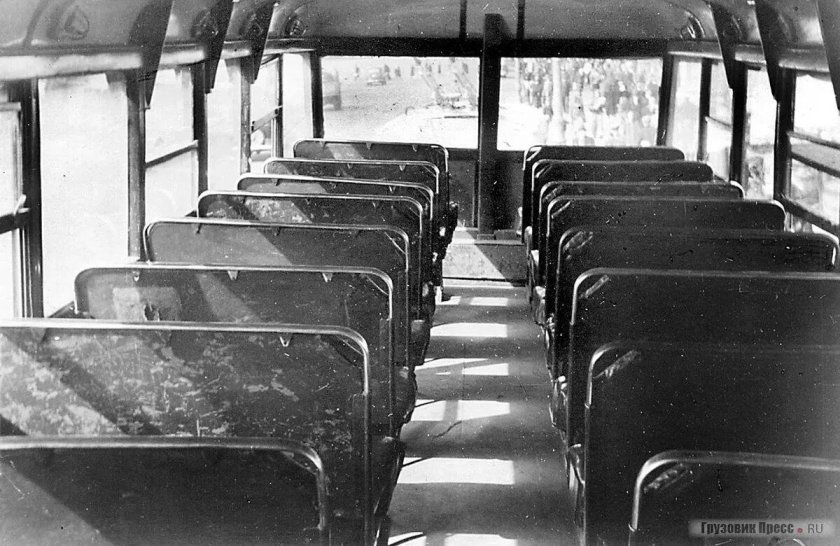 ЯТБ-3 двухэтажный троллейбус