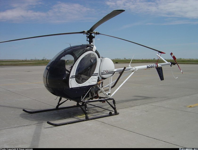 Schweizer 300c вертолет