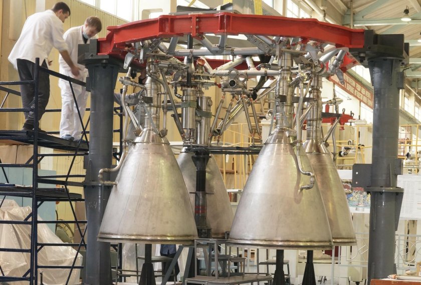 Двигатель рд 0124мс