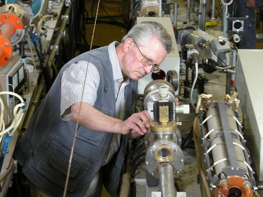 Михайлов Юрий Анатольевич