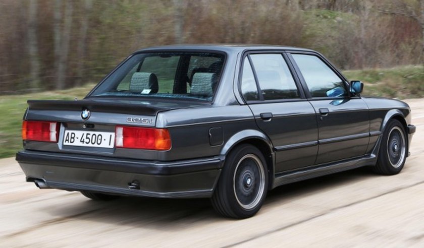 BMW e30 sedan m Technic