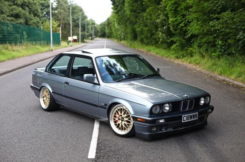 BMW е30