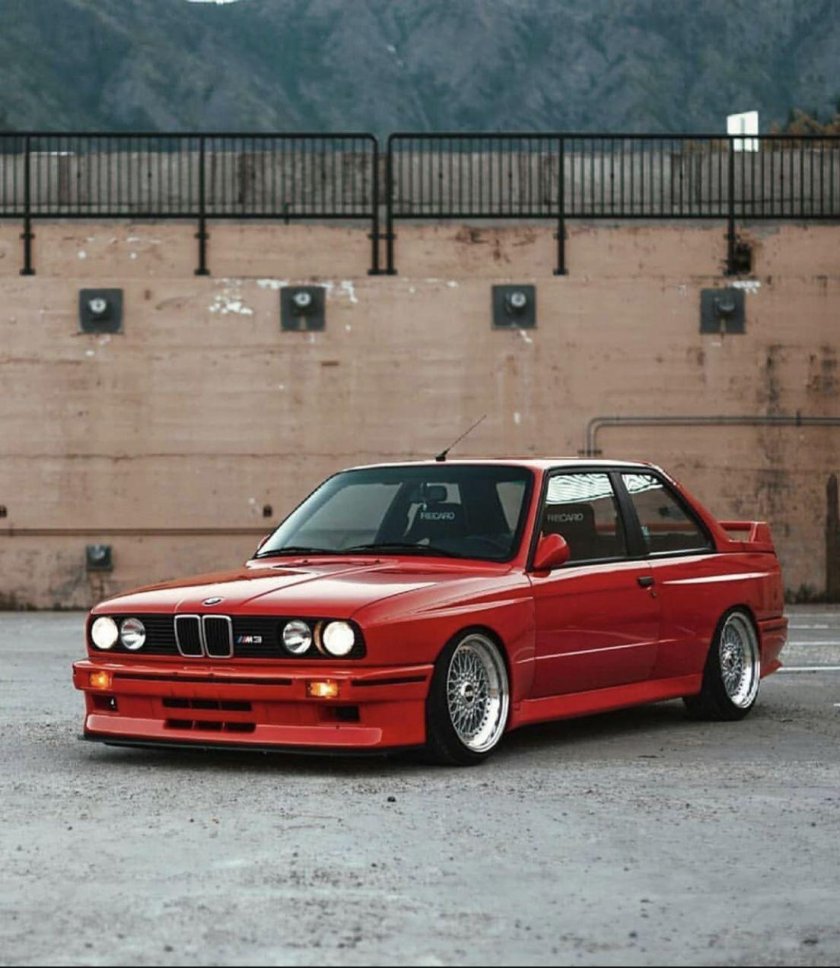 BMW e30