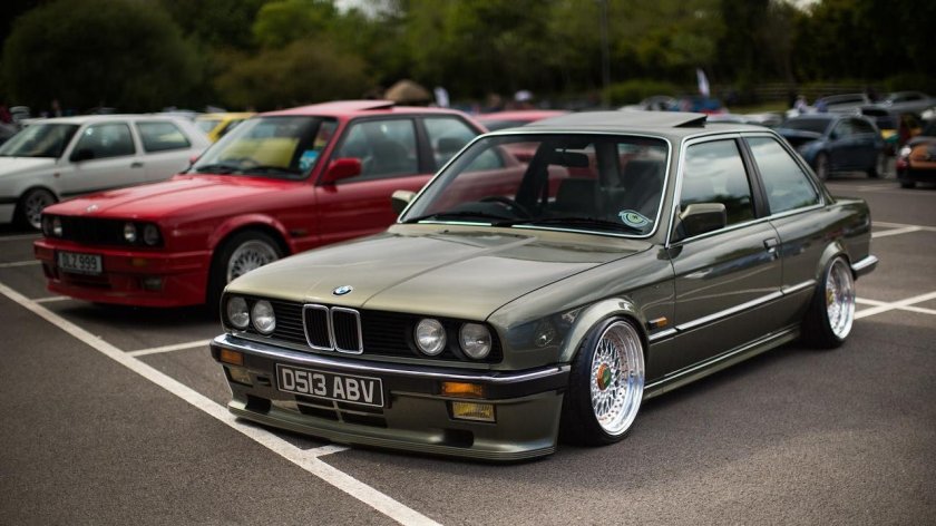 BMW 3 e30