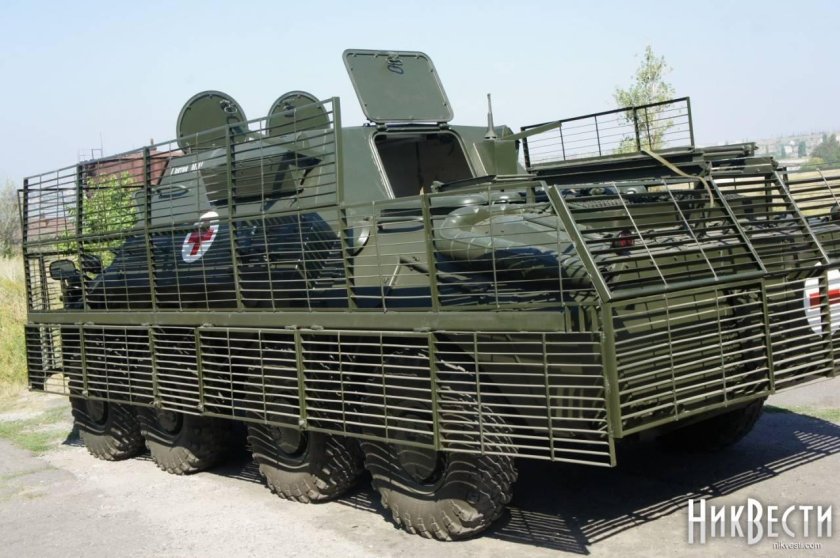 Противокумулятивная решетка на БТР 80