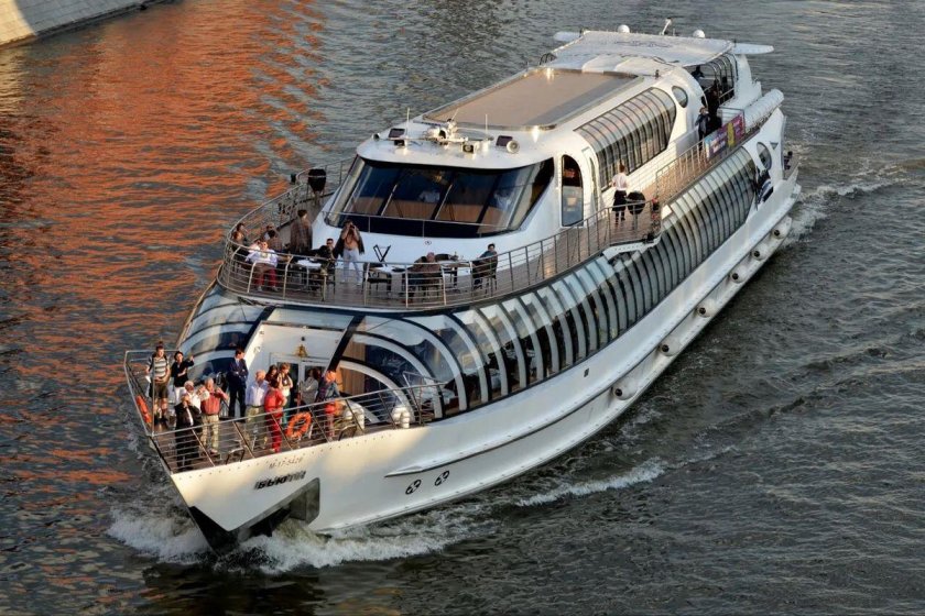 Рэдиссон Баттерфляй теплоход