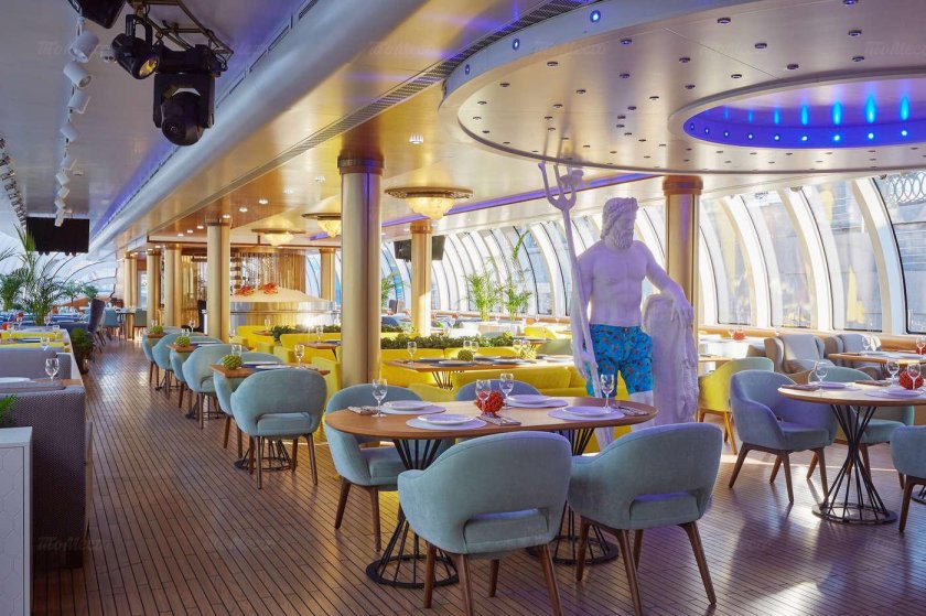 Рэдиссон Роял теплоход Erwin река