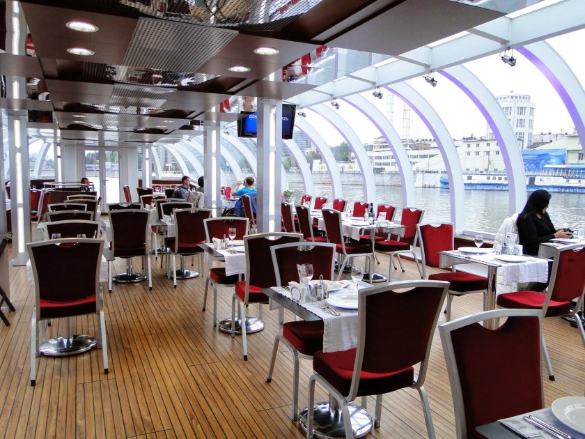 Ресторан Рэдиссон теплоход Москва