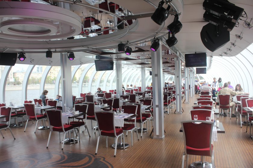 Яхта-ресторан Рэдиссон Ройал